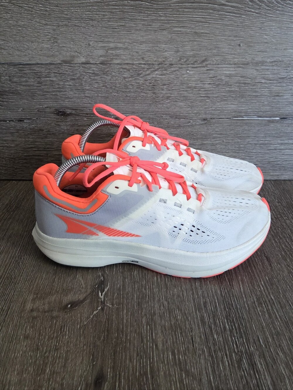 Altra Vanish Tempo Running Shoe White/Coral Size 10